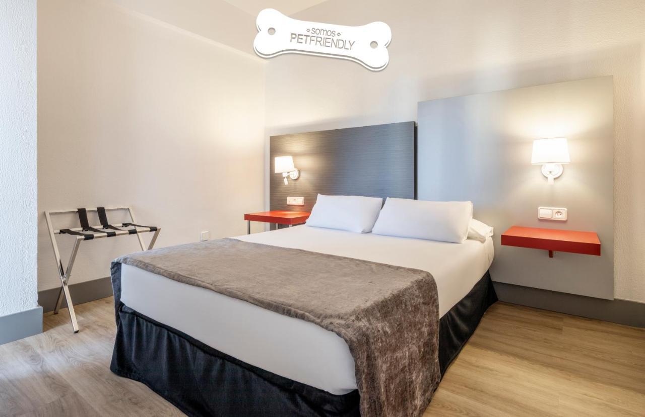 Ilunion Romareda Hotel Zaragoza Ngoại thất bức ảnh