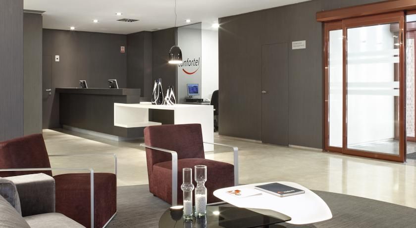 Ilunion Romareda Hotel Zaragoza Ngoại thất bức ảnh