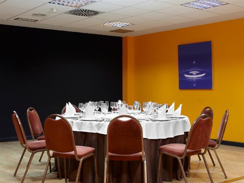Ilunion Romareda Hotel Zaragoza Nhà hàng bức ảnh