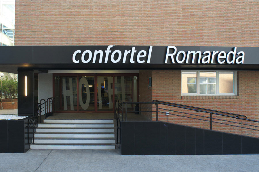Ilunion Romareda Hotel Zaragoza Ngoại thất bức ảnh